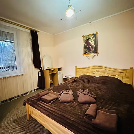 Готель Hotel *